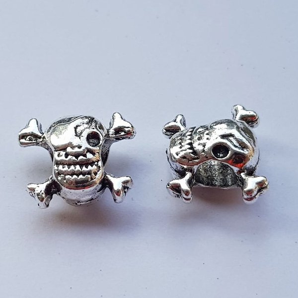 10x Piraten Totenköpfe aus Metall in Silber